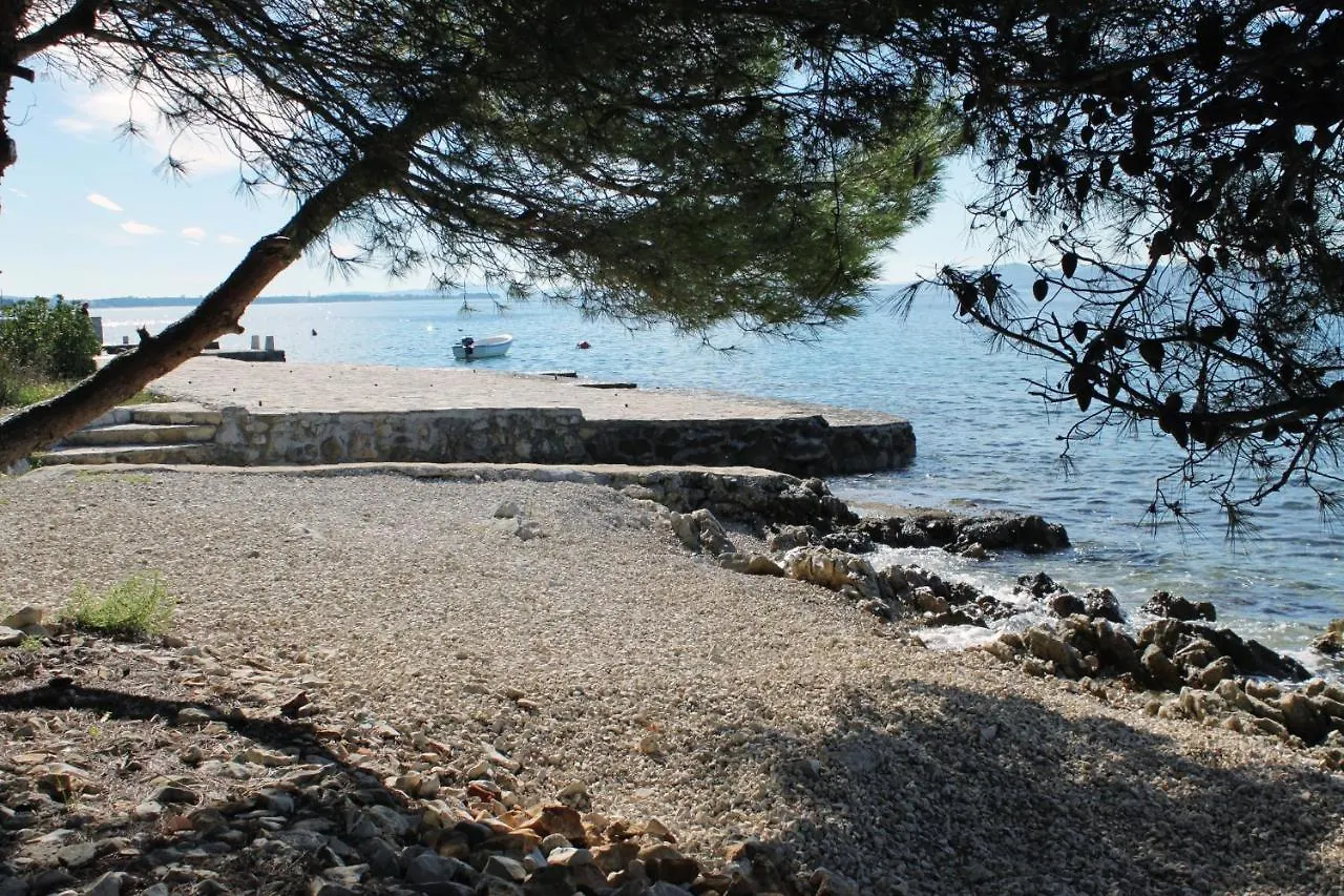 Family Friendly Seaside Apartments Kozino, Zadar - 5749 Petrcane